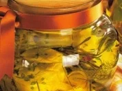 Rezept: Würziger Käse in Olivenöl Würziger Käse in Olivenöl - Rezept