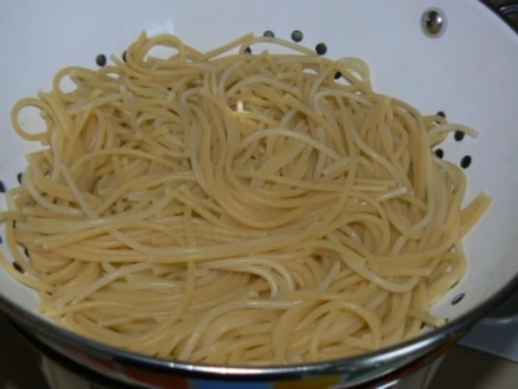 Spaghettisalat mit Thunfisch - Rezept mit Bild - kochbar.de