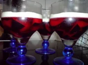 Rezept: Kirschgelee mit Vanillecreme Kirschgelee mit Vanillecreme - Rezept