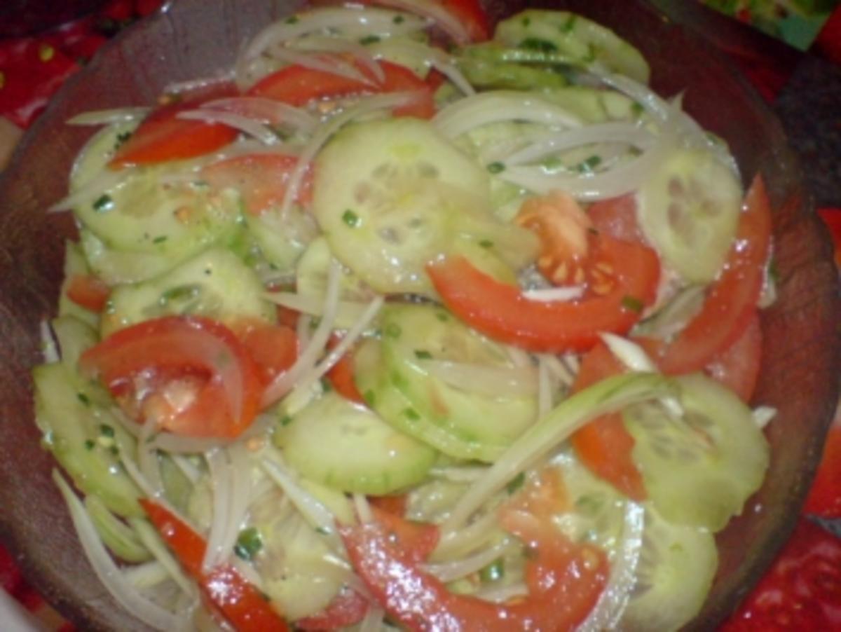 Tomaten-Gurken-Salat - Rezept - Bild Nr. 2