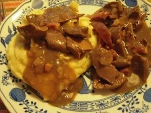 Rezept: Saure Nierchen mit Kartoffelpüree Saure Nierchen mit Kartoffelpüree - Rezept