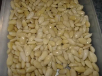 Rezept: Gesalzene Mandeln Bild Nr. 2 Gesalzene Mandeln - Rezept - Bild Nr. 2