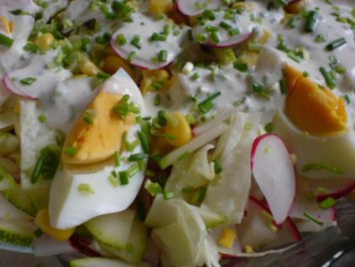 Bunter Salat mit Ei - Rezept - Bild Nr. 3