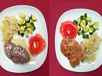 Rezept: Pfeffersteaks und Hähnchenfilets mit Zucchini und Trenette Genuese Pfeffersteaks und Hähnchenfilets mit Zucchini und Trenette Genuese - Rezept