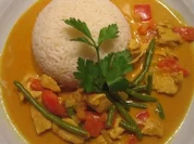 Rezept: Curry-Hähnchen mit Bohnen, Paprika und Reis Curry-Hähnchen mit Bohnen, Paprika und Reis - Rezept