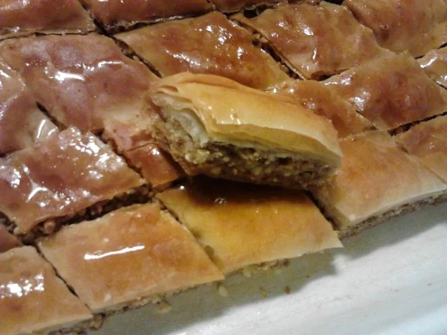 Rezept: Baklava mit Haselnuss (genaue Beschreibung mit Bild) Bild Nr. 2 Baklava mit Haselnuss (genaue Beschreibung mit Bild) - Rezept - Bild Nr. 2