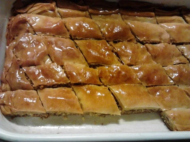 Rezept: Baklava mit Haselnuss (genaue Beschreibung mit Bild) Bild Nr. 2 Baklava mit Haselnuss (genaue Beschreibung mit Bild) - Rezept - Bild Nr. 2
