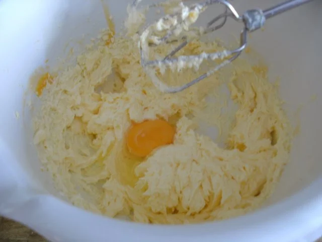 Apfelkuchen mit Calvados-Nusskrokant - Rezept - Bild Nr. 2