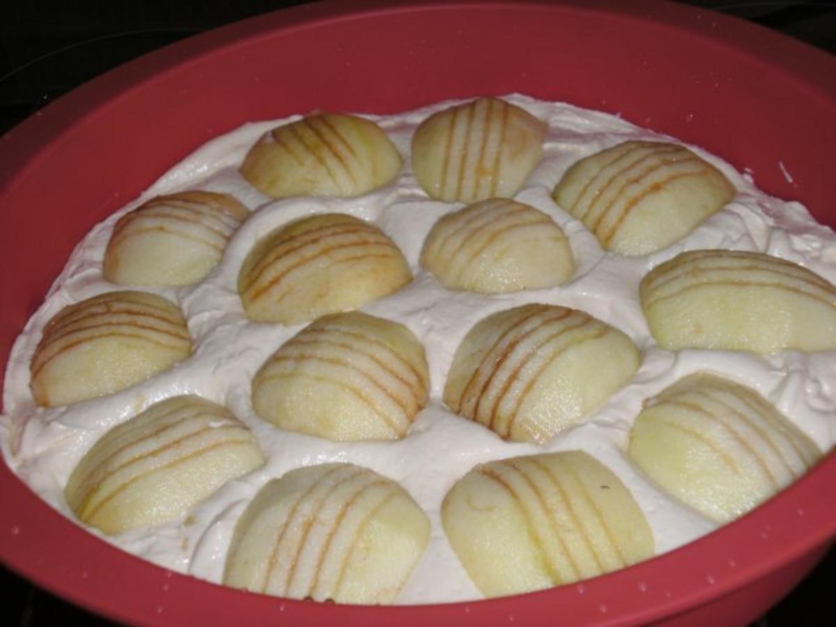 Apfelkuchen mit Calvados-Nusskrokant - Rezept - Bild Nr. 5