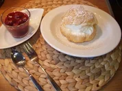 Rezept: Windbeutel selbstgemacht mit Sahne und Kirschen Windbeutel selbstgemacht mit Sahne und Kirschen - Rezept