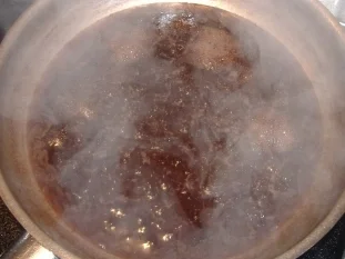 Rezept: Hirschsteak mit Kirsch-Preißelbeersauce Hirschsteak mit Kirsch-Preißelbeersauce - Rezept