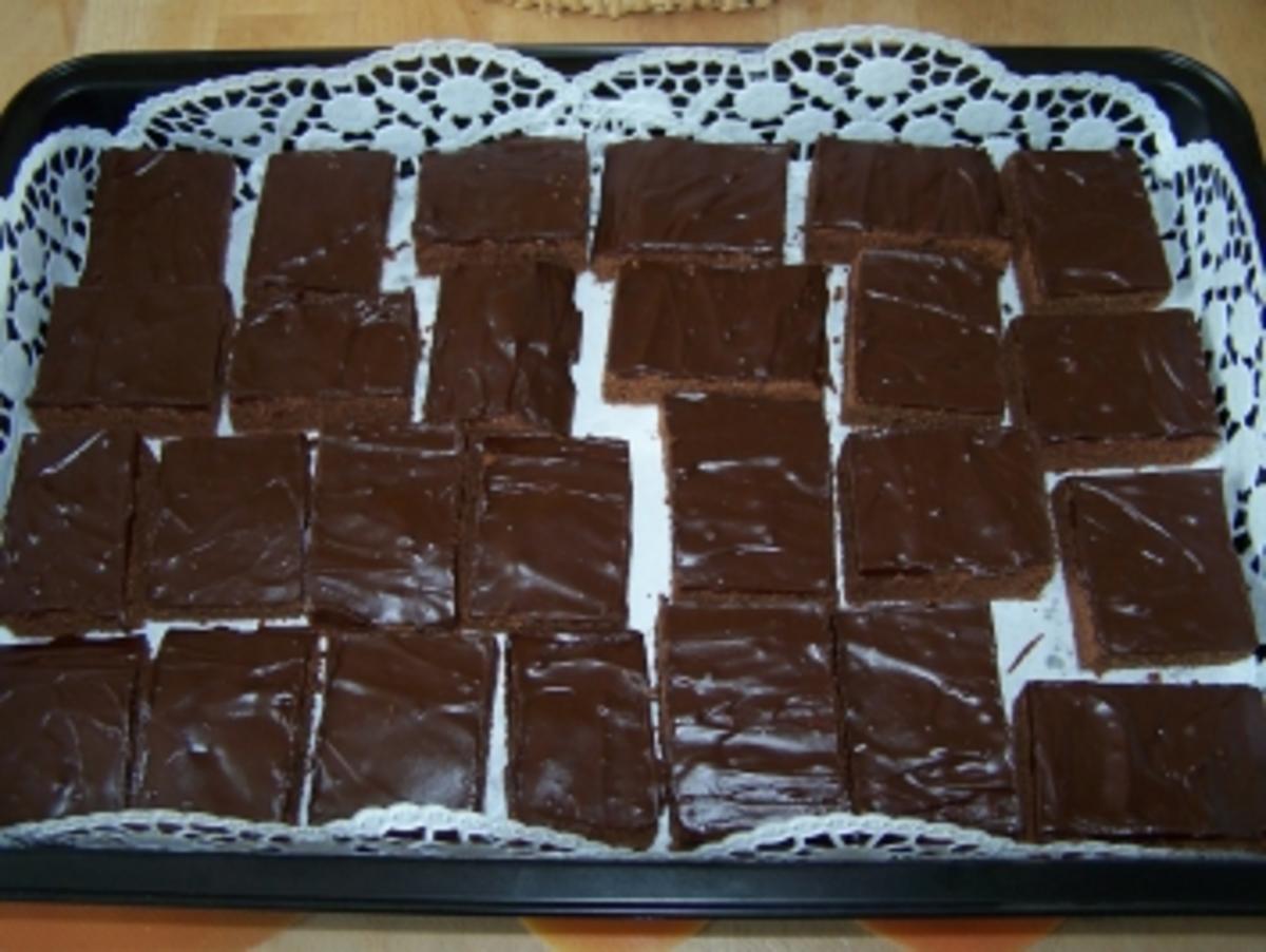 Schoko-Brownies - Rezept - Bild Nr. 8