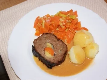 Rezept: Gefüllter Hackbraten Gefüllter Hackbraten - Rezept