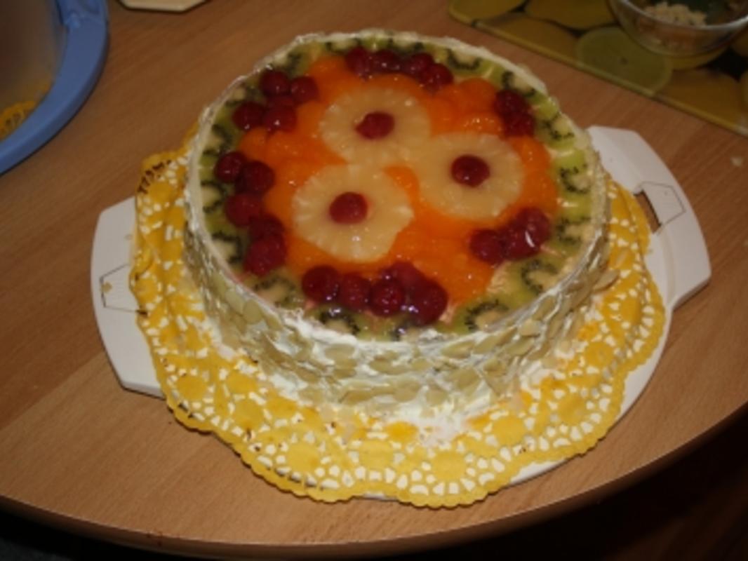 Sahne-Quark Früchte Torte - Rezept mit Bild - kochbar.de