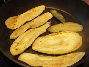 Rezept: Auberginen-Lasagne Auberginen-Lasagne - Rezept