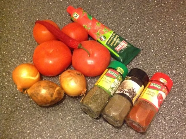 Rezept: HUHN - Hähnchenbrust in Tomaten Bild Nr. 2 HUHN - Hähnchenbrust in Tomaten - Rezept - Bild Nr. 2