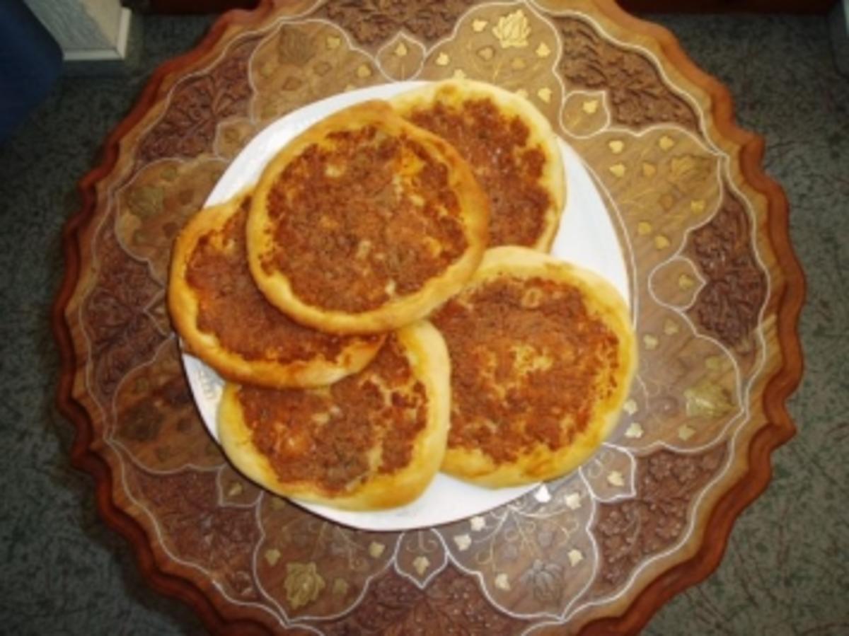 Türkische Pizza (Lahmacun) - Rezept