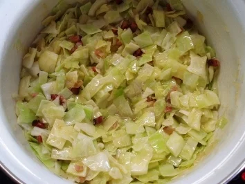 Klassische Krautfleckerl mit Speck - Rezept