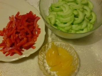Fruchtiger Gurkensalat - Rezept