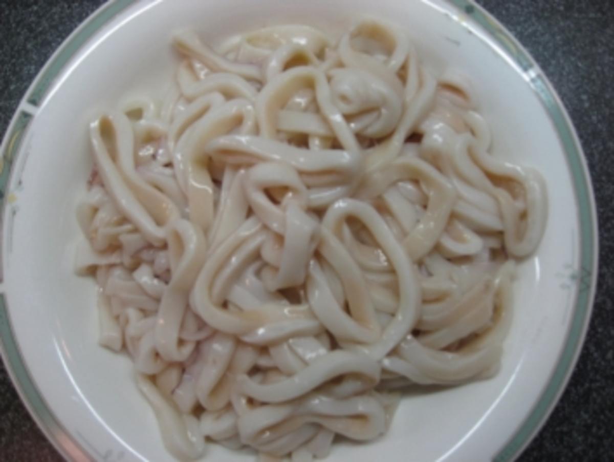 Spaghettini mit frischen Tintenfischen - Rezept - Bild Nr. 4