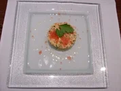 Lachstartar mit Camparikaviar und Zitronenbutter - Rezept