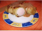 Fleischwurst in Kohlblättern - Rezept