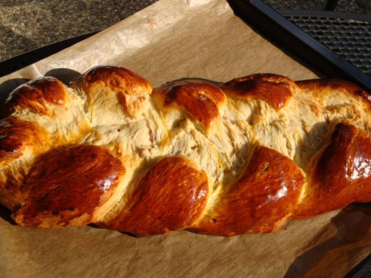 Hefezopf Schwäbisches Gebäck, sehr fein mit Butter... oder ganz frisch ...