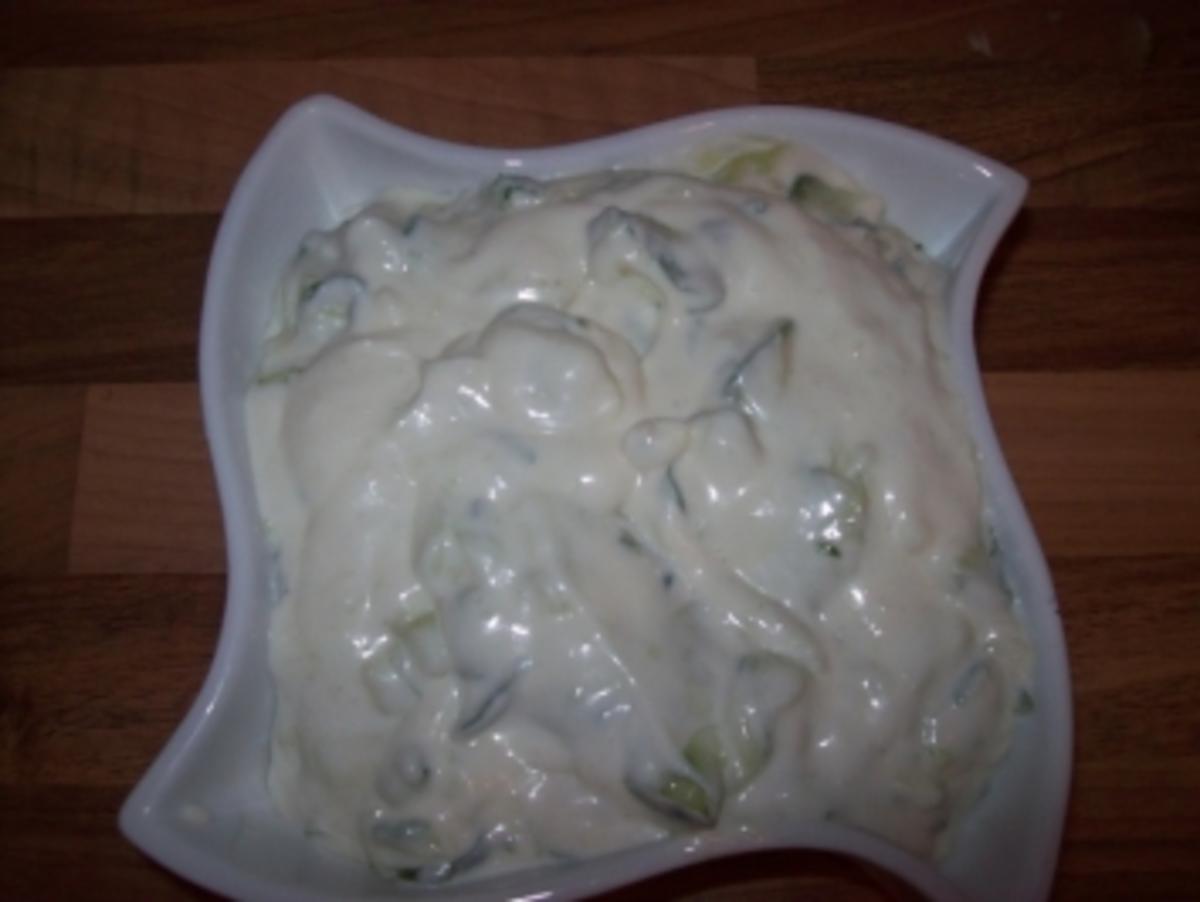 Bilder für Tzaziki mit Sahne - Quark und Naturjoghurt Rezept