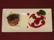 Pralinentarte mit Vanilleschaum - Rezept