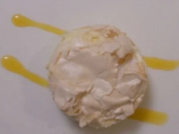 Rezept: Ozeancreme – Weincreme auf Biskuitboden mit Baiserhaube Ozeancreme – Weincreme auf Biskuitboden mit Baiserhaube - Rezept