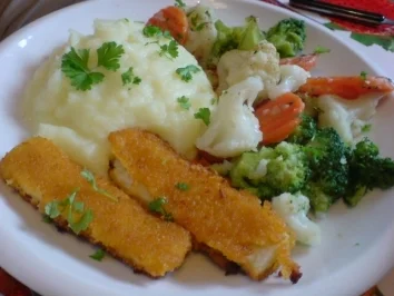 Rezept: Fischstäbchen mit Bauerngemüse Fischstäbchen mit Bauerngemüse - Rezept