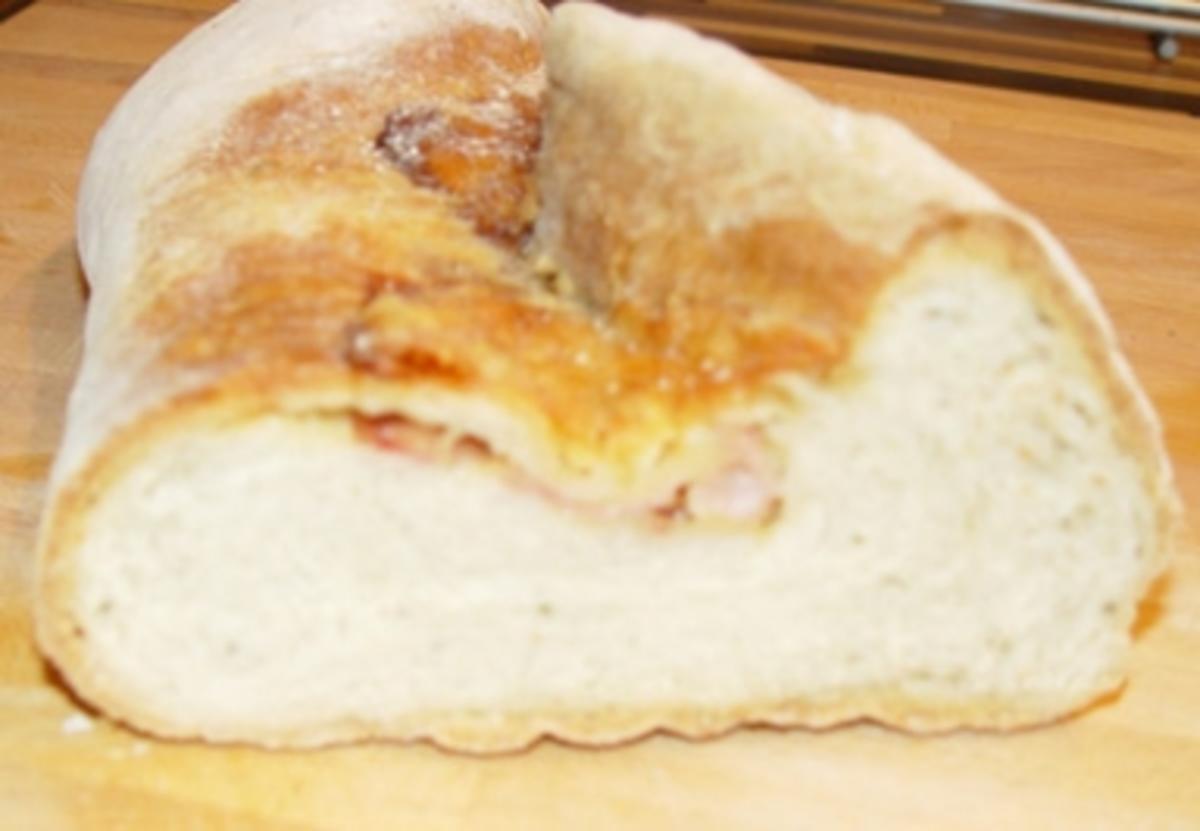 Ciabatta mit Schinken und Raclettekäse - Rezept - kochbar.de