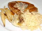 Leibgericht – Schweinelendchen mit Pfifferlingsrahmsoße, Spätzle und Bubenspitzle - Rezept