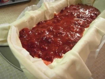 Mehlspeisen: Topfen-Himbeer Strudel - Rezept