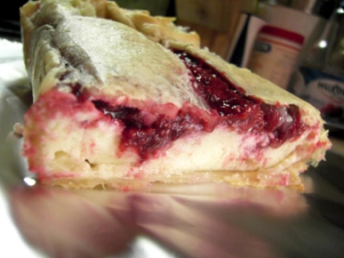 Mehlspeisen: Topfen Himbeer Strudel - schnell &amp; einfach - 140 kcal/100g