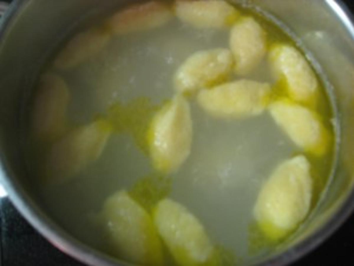 Grießnockerlsuppe - Rezept - Bild Nr. 2