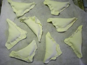 Mehlspeisen: Nuss-Schoko Tascherl - Rezept