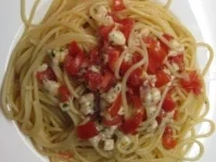 Nudeln mit "kaltem Sugo" - im heißen Sommer - Rezept - Bild Nr. 3