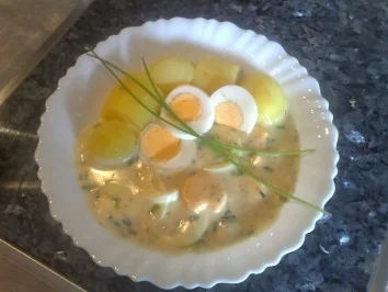 Eier in Dill-Sahne-Soße - Rezept