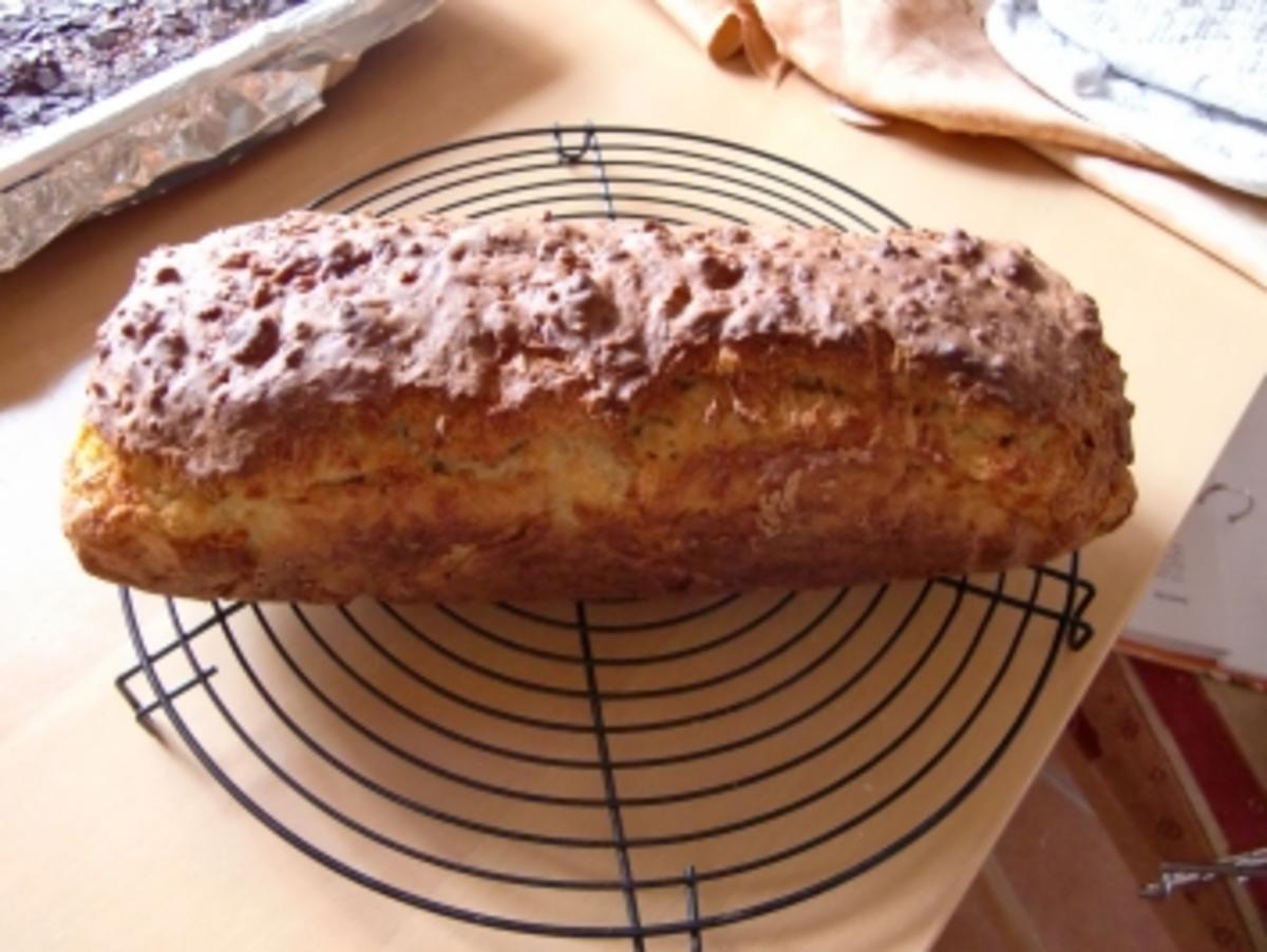 Zwiebel-Käse-Brot - Rezept