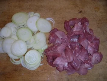 Rezept: Petermann's Szegediner Gulasch Bild Nr. 2 Petermann's Szegediner Gulasch - Rezept - Bild Nr. 2