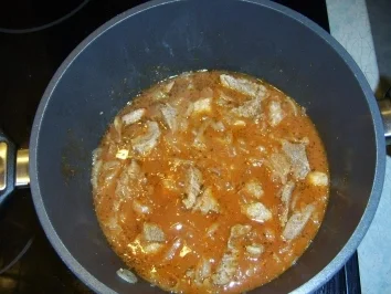 Rezept: Petermann's Szegediner Gulasch Bild Nr. 5 Petermann's Szegediner Gulasch - Rezept - Bild Nr. 5