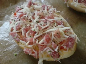 Rezept: Toastpizza Bild Nr. 9 Toastpizza - Rezept - Bild Nr. 9