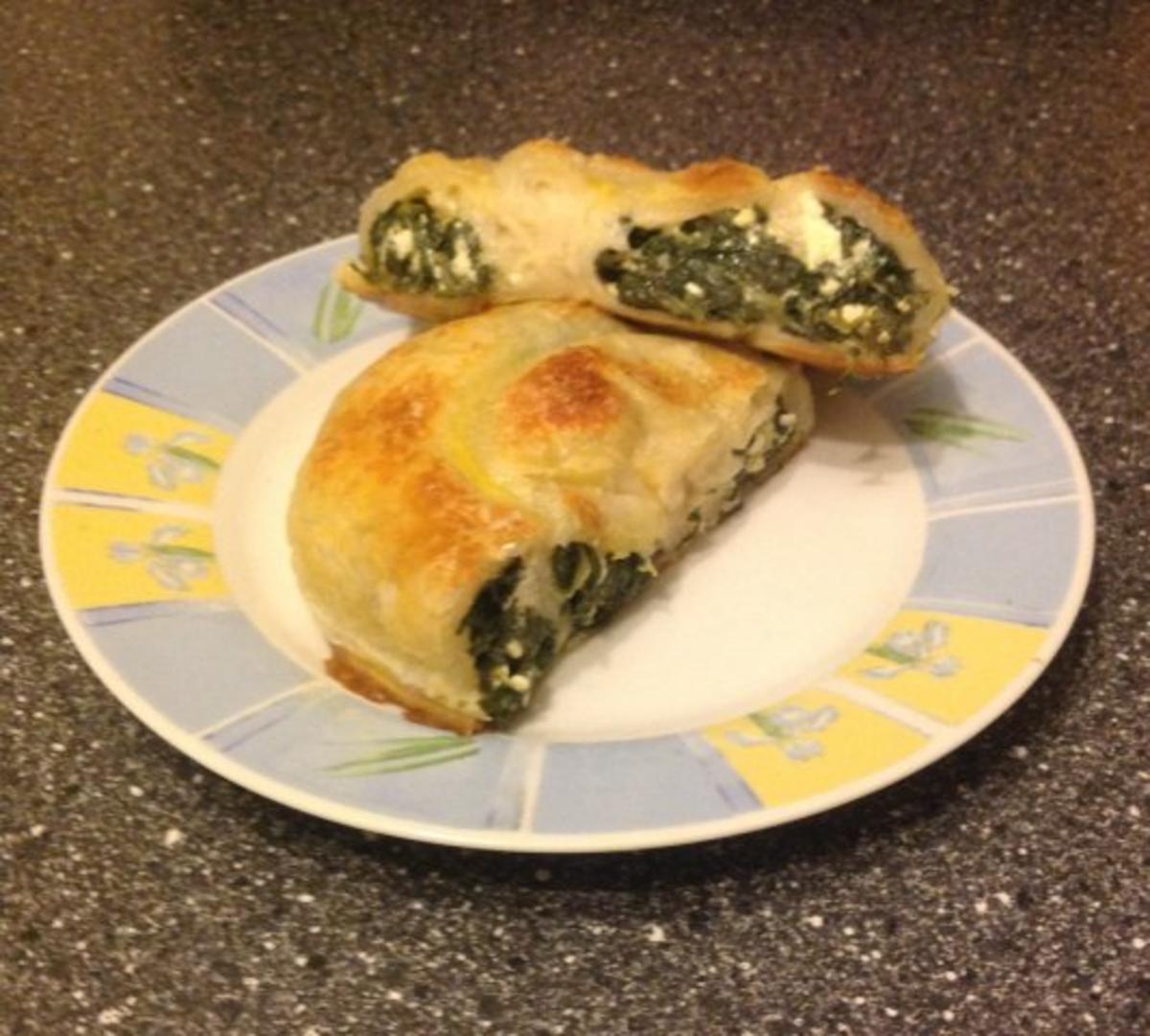 BUREKAS - mit Spinat und Feta - Rezept - kochbar.de