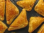 Blätterteigtaschen mit scharfer Füllung - Rezept