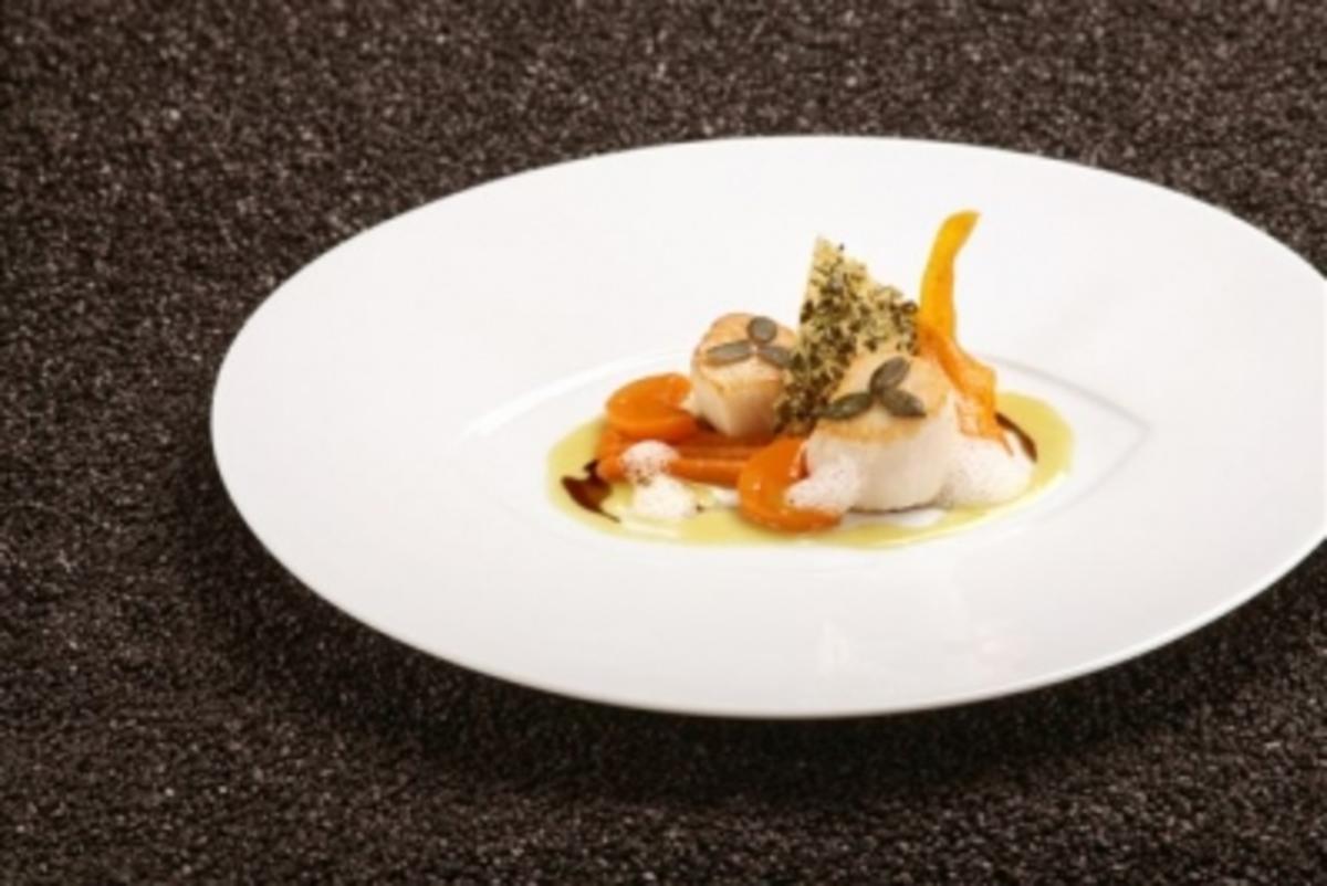 Gegrillte Coquille Saint-Jacques mit Curry-Kürbis - Rezept