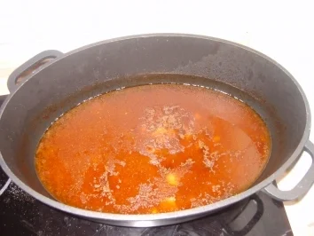 Rezept: Gulasch mit Kaffeesoße Gulasch mit Kaffeesoße - Rezept