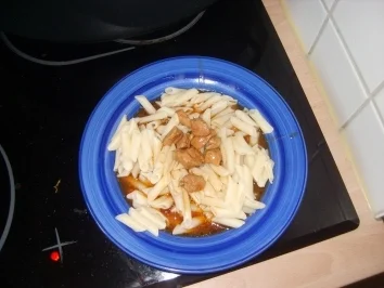 Rezept: Gulasch mit Kaffeesoße Gulasch mit Kaffeesoße - Rezept