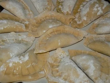 Rezept: selbstgemachte Nudeltaschen mit einer Spinat-Ricottafüllung selbstgemachte Nudeltaschen mit einer Spinat-Ricottafüllung - Rezept