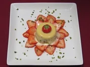 Waldmeistercreme auf Erdbeercarpaccio - Rezept